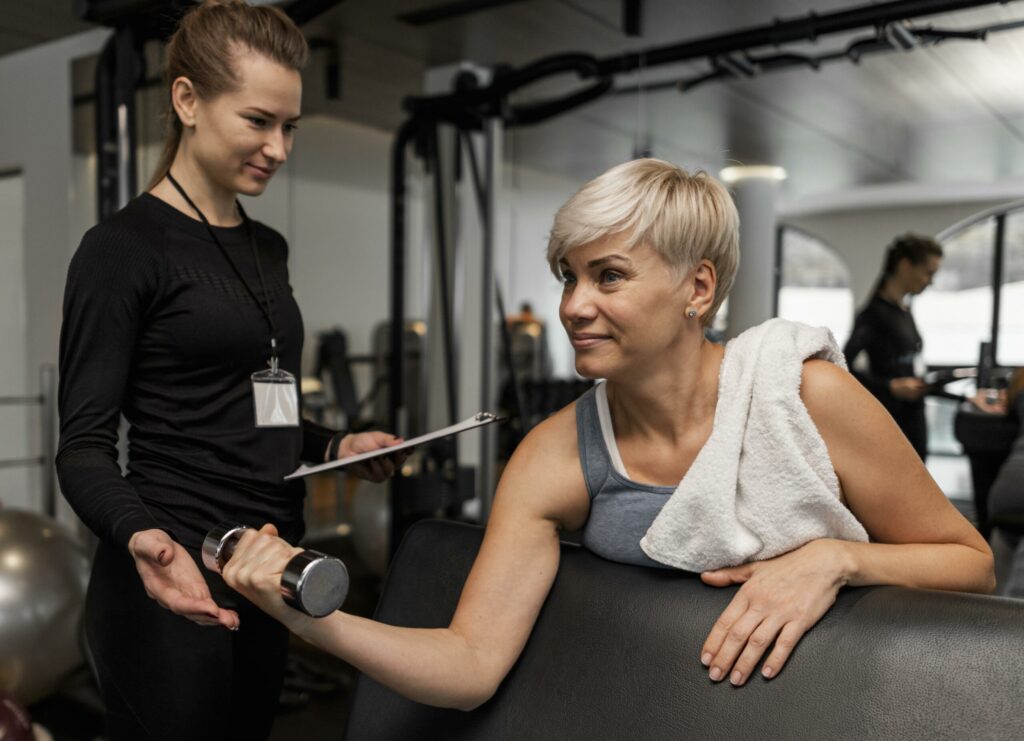 coach-sportif-salle-de-sport